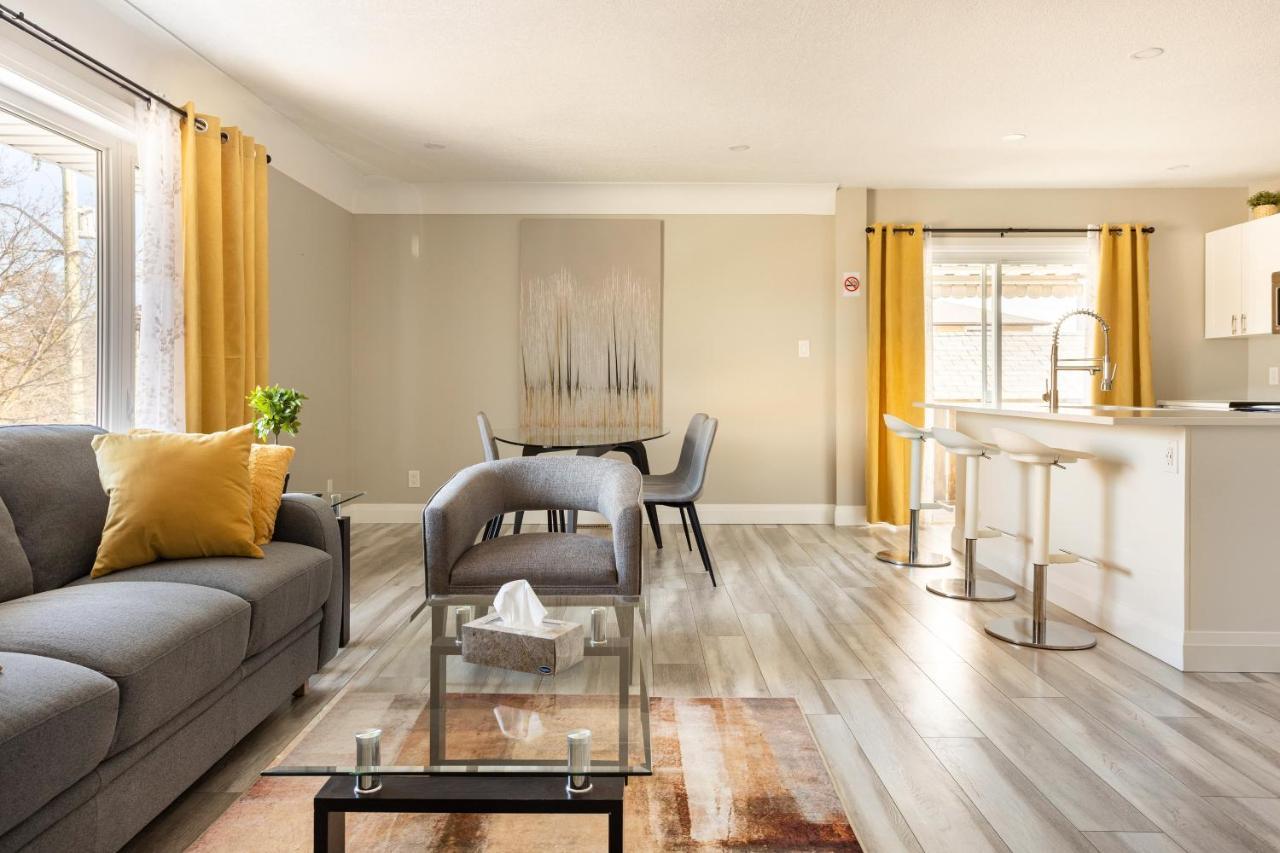 Entire 2 Bedroom Apartment Downtown - U3 Waterloo Buitenkant foto