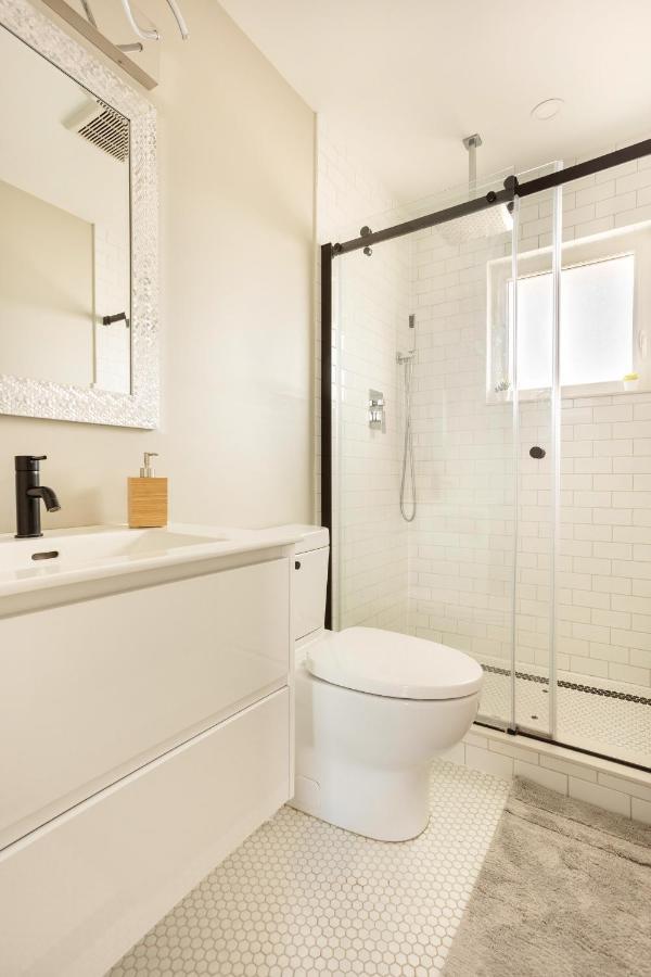Entire 2 Bedroom Apartment Downtown - U3 Waterloo Buitenkant foto